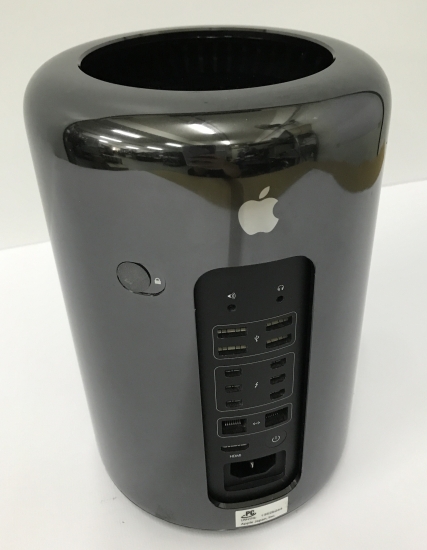 Apple Mac Apple MacPro A1481 4 core 